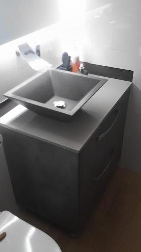 Mueble de baño cemento